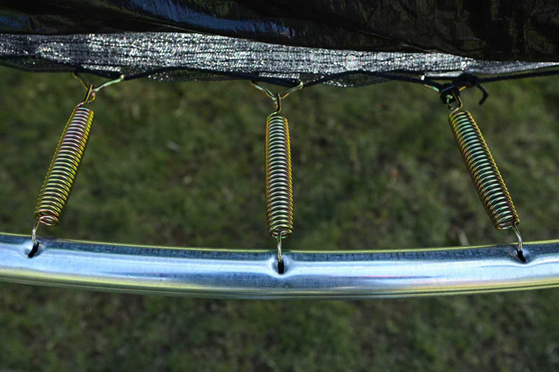 Big Air 8ft Trampoline & Safety Enclosure Free Shoe Tidy & Ladder – Green - Image 6